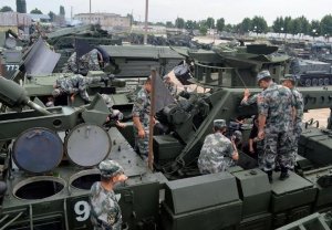 Москва ответила на провокации Беларуси, отправив к границам  войска армии России