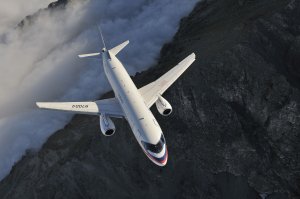Ростех разработает новые системы для самолета SSJ-New