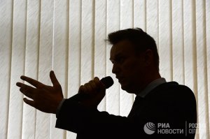 Читатели «Фокс ньюс» об отравлении Навального: интересно, а Байдену Путин что подсыпал ?