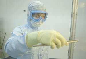 Ученые: вакцина МГУ от коронавируса защитит от нескольких болезней