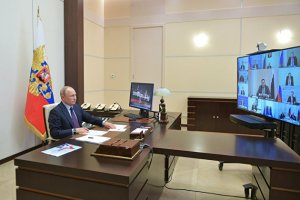 "Бесконтрольное выкачивание денег". Путин высказался о конфликте вокруг БСК