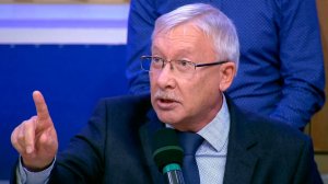 Новые санкции США направлены против вакцины от COVID-19, заявил сенатор (Минторг США внес в черный список два НИИ Минобороны России  В список также попал ГосНИИ органической химии и технологии)