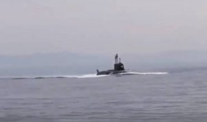 В сети обсуждается ситуация со всплытием субмарины ВМФ России неподалёку от Аляски