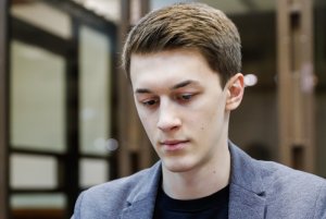 Оппозиционного блогера Егора Жукова избили возле его дома