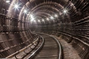 В Санкт-Петербурге проводится доследственная проверка по факту обнаружения в тоннеле Петербургского метрополитена тела мужчины