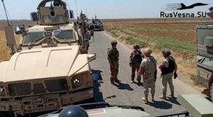 Сирия: Русский офицер предупредил военных США, те не послушали и поплатились (ФОТО, ВИДЕО)