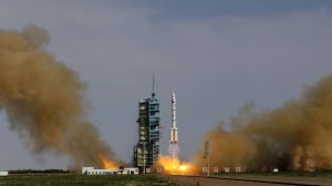 Многоразовый космический аппарат КНР вернулся на Землю