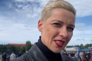 В КС оппозиции Белоруссии заявили, что три их представителя не выходят на связь  (Колесникову в центре Минска задержали и увезли неизвестные )