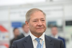 К микросхемам припаялся иск. Смену собственника завода «Ангстрем-Т» оспаривают в суде.