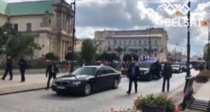 «Переплюнула Навального»: Кортеж Тихановской в Варшаве высмеяли в соцсетях