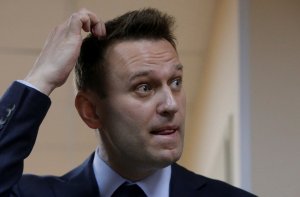 Политолог: "список Навального"? А почему не Сноудена или Ассанжа?