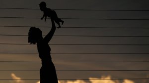 Le Figaro: суд отказал трансгендерной француженке в статусе «матери» в свидетельстве о рождении ребёнка