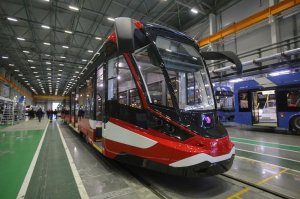 В Петербурге представлен первый в России трамвай с алюминиевым кузовом