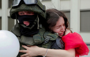 Белорусы честно ответили, ждут ли они прихода российских силовиков