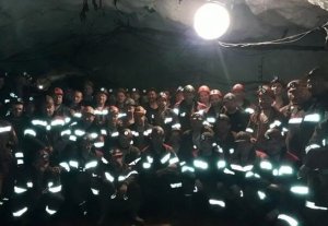 Шахтëры из Днепропетровской области продолжают бастовать