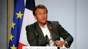 Вышел из доверия: зачем Макрон слил в прессу свой разговор с Путиным