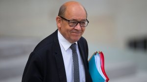 Глава МИД Франции призвал РФ «внести полную ясность» в дело Навального