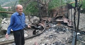 "Как мне теперь жить без нее": житель Гадрута о смерти жены от артобстрела  (Город Гадрут на юге Нагорного Карабаха подвергся активному обстрелу....из РСЗО "Смерч" )