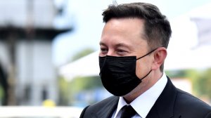 BI: «не входим в группу риска» — Маск и его семья не собираются делать прививки от коронавируса