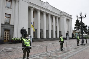 На Украине призвали Запад вернуть ей многомиллиардный долг .