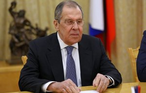 Лавров считает, что Берлин взял курс на сдерживание Москвы (Москва предупредила Берлин о риске «обрушения отношений»)