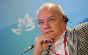 Даже после комы не может угомониться: Киселев предложил судить Навального за клевету