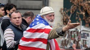 Население Грузии вынуждено постепенно привыкать к голоду