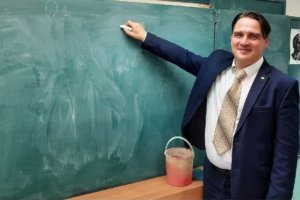 В Архангельске задержали и.о. министра образования по подозрению в совращении малолетних