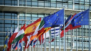 Европейский союз продлил до 16 октября 2021 года антироссийские санкции, направленные на борьбу с применением и распространением химического оружия