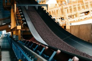 Металлоинвест начал отгрузку экспортной продукции из нового терминала в Усть-Луге