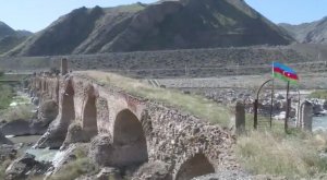 Президент Азербайджана заявил о взятии под контроль стратегического моста на границе с Ираном (во время перемирия)