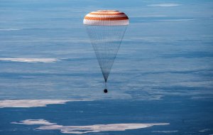 "Союз МС-16" с тремя членами экипажа МКС совершил посадку в Казахстане