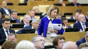 Поклонскую и Милонова не пустили в Госдуму. Они отказались сдавать тест на COVID-19