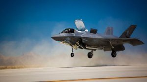 В США подготовят закон об угрозе С-400 для истребителей F-35