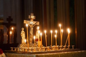 Чеснок, крест, святая вода, иконы: под Волгоградом родители «изгоняли беса» из 10-летнего школьника