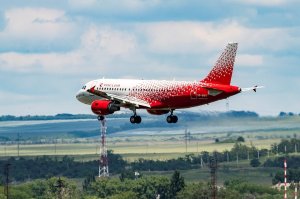 Забыли снять трос: Корпус самолета, летевшего из Краснодара в Санкт-Петербург, серьезно повредился в воздухе