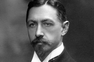 Раздавал деньги, укрывал евреев. Как Нобелевская премия спасла жизнь Бунину