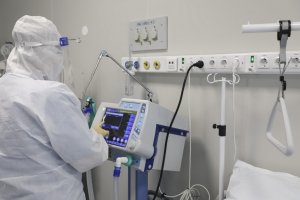 Военные медики спасли более 200 пациентов с тяжелой формой COVID-19 в больницах Курганской области : Министерство обороны Российской Федерации