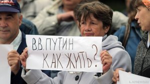 «Это качественный скачок в сторону паперти»: челябинцы предложили министру труда России прожить на МРОТ (ВИДЕО)