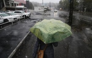 Около 250 тысяч человек во Владивостоке остались без теплоснабжения. Почти 150 тысяч человек остались без света