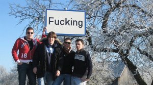 [пятничное] австрийская деревня Fucking меняет название, спасаясь от туристов