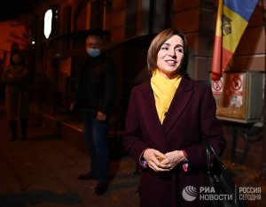 Страна (Украина): обнуление Санду. Как Додон отобрал полномочия у будущего президента Молдовы и дал статус русскому языку