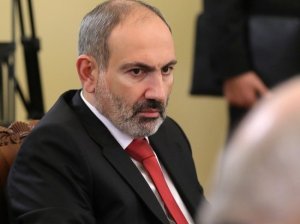 Оппозиция Армении дала Пашиняну срок: «Этот парень не жилец во власти»