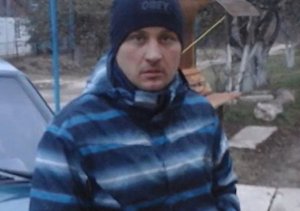 «Когда она кричала, никто не вышел: все спрятались по домам и ждали» Кошмар в глухой брянской деревне: державший в страхе местных жителей насильник жестоко убил 18-летнюю девушку