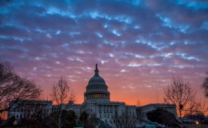 Сенат США принял оборонный бюджет вопреки угрозе Трампа