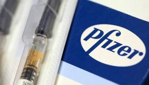 В Греции врач попал в реанимацию после вакцины Pfizer