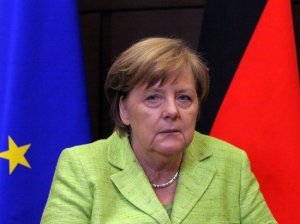 Меркель раскритиковала блокировку аккаунтов Трампа в соцсетях