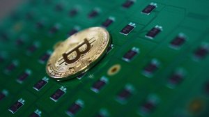 Курс биткоина обрушился