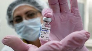 Росздравнадзор заявил о незаконности применения вакцины Pfizer в России