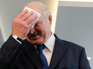 Лукашенко: События в Белоруссии могут повториться в "больших масштабах"